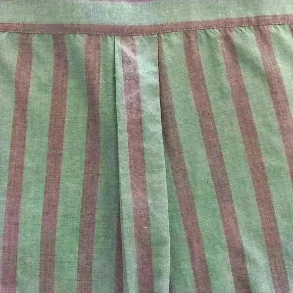 Britannia, button front stripe shirt. Size large. - Picture 4 of 5